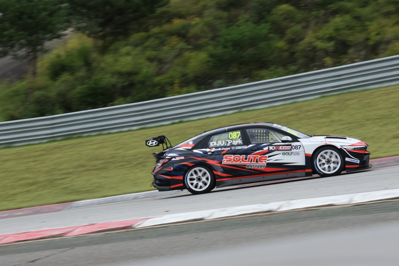 TCR Asia 7라운드 박준의 우승