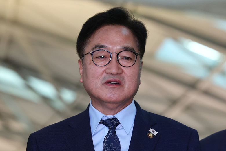 우원식 국회의장 "교육 부담 경감 과...
