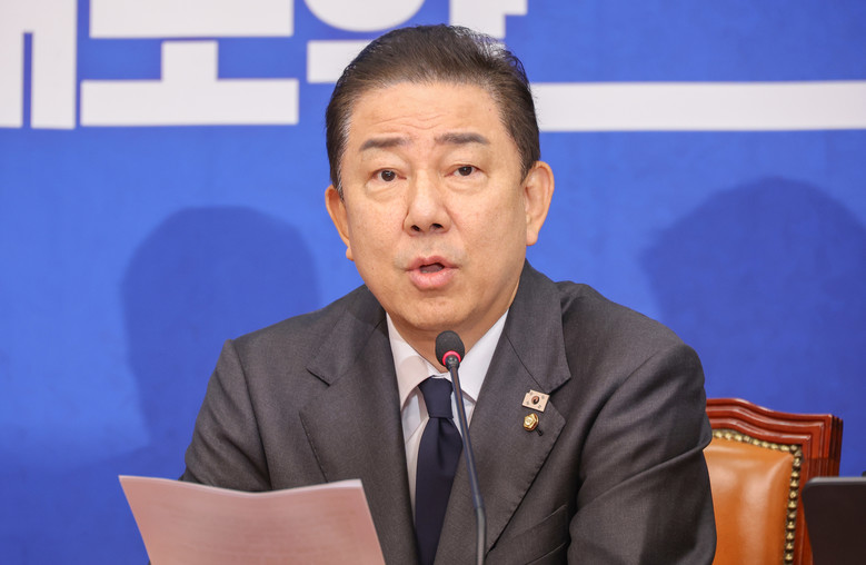민주당 김병기 원내대표 "내란과 민생...