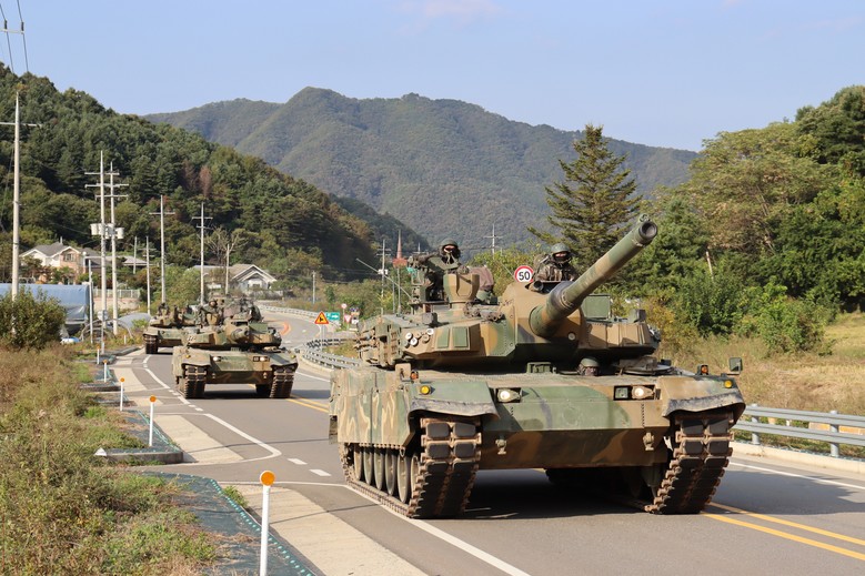 육군 제7기동군단, 대규모 기계화부대...