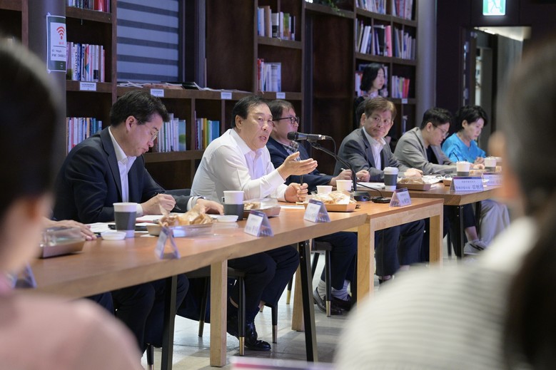 최민호 시장, 소상공인과 지역경제 활...