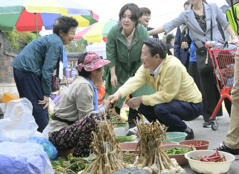 순창군, 추석맞이 전통시장 장보기 행...