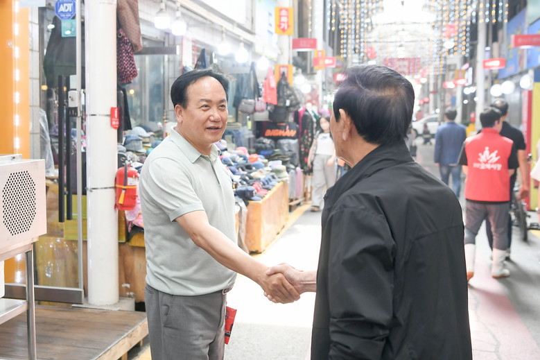 오산시, 추석맞이 전통시장 장보기 행...
