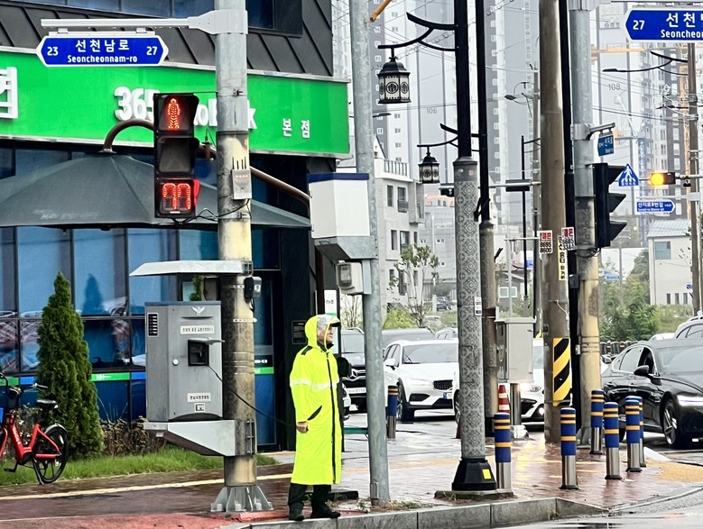 김해 코스트코 앞 교통대란 해소…경남...