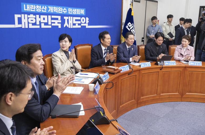 민주당, "코스피 4,000 돌파"李...