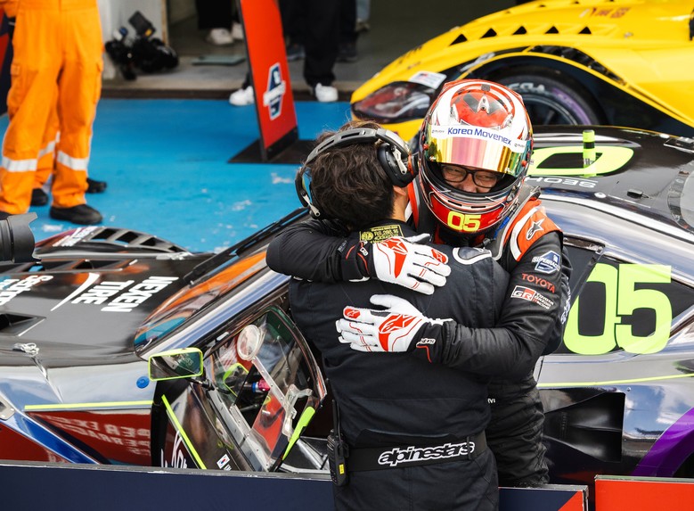 이창욱 vs 김중군, 커리어 첫 6000 클래스 2025년 챔피언 올시즌 마지막 격전