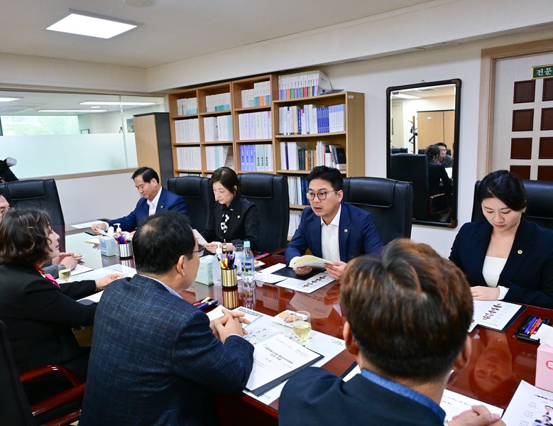 장태용 행정자치위원회 위원장,  “독...