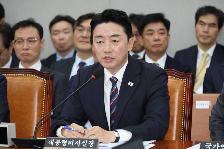 강훈식 대통령 비서실장 "내란문책 별...