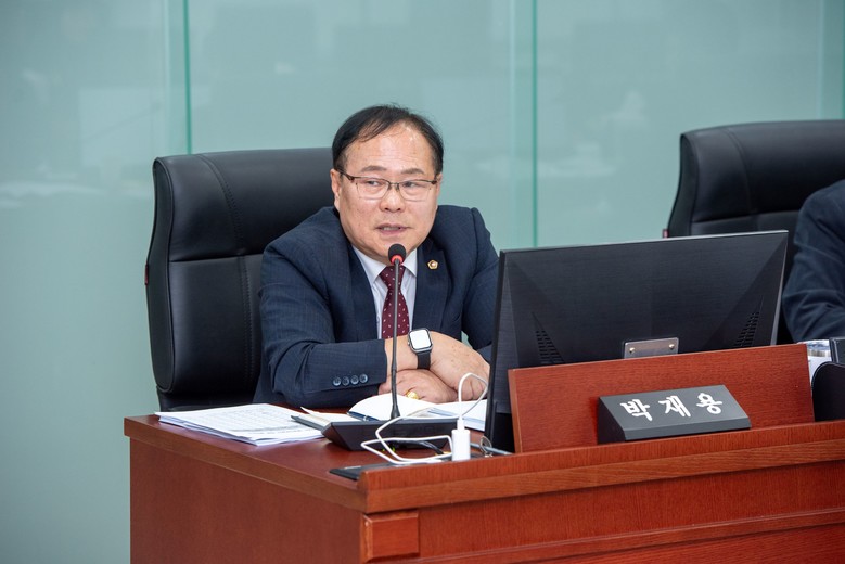 박재용 의원, 행정사무감사서 예산 삭...