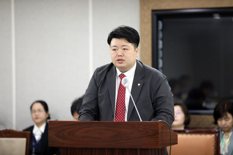 배지환 수원시의원 "영통구청 신청사 ...