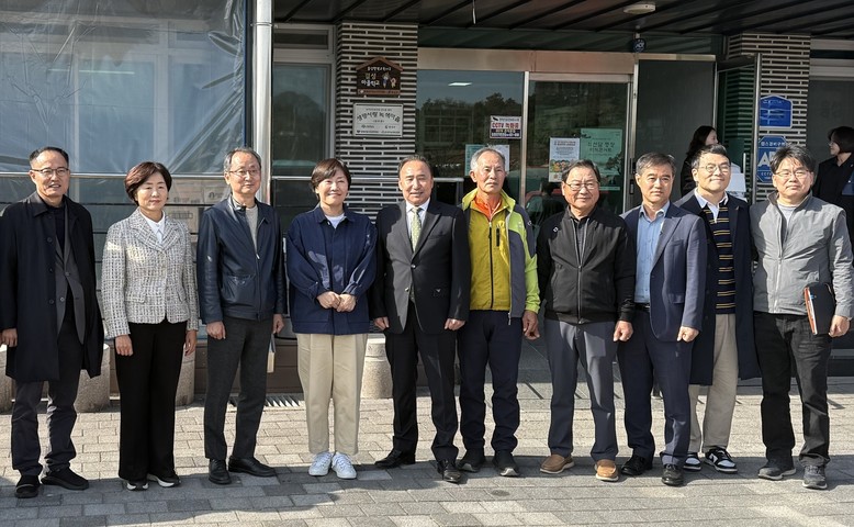 홍성군, 가축분뇨+태양광으로 전기 생...