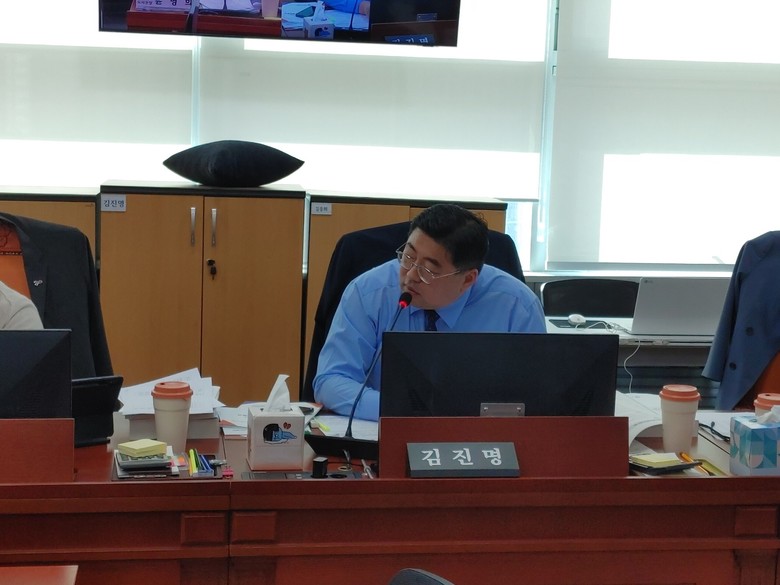 김진명 도의원 “작은도서관 사업, 미...