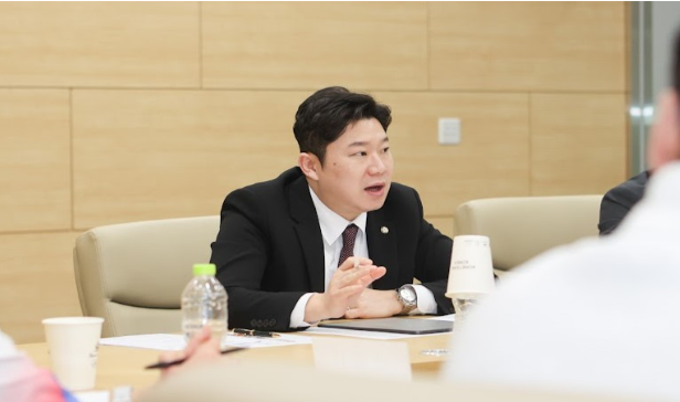 진종오 의원 , “ 공연장 안전은 이...