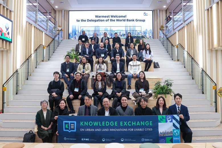 해외 공무원들 “이게 디지털 행정이구...