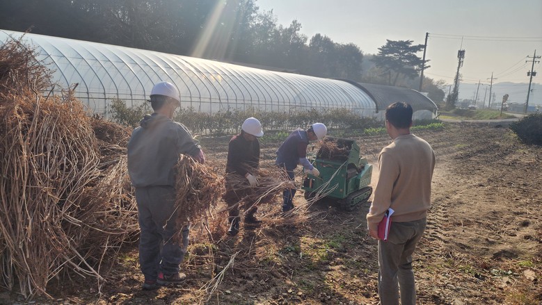영농부산물 연말까지 집중 파쇄 지원