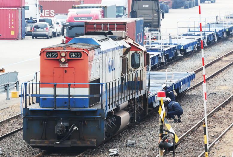 "철도노조 11일 오전 9시부터 무기...