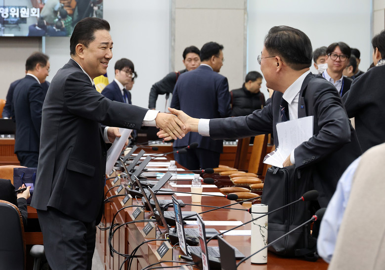 민주당 김병기 원내대표"법왜곡죄 등 ...
