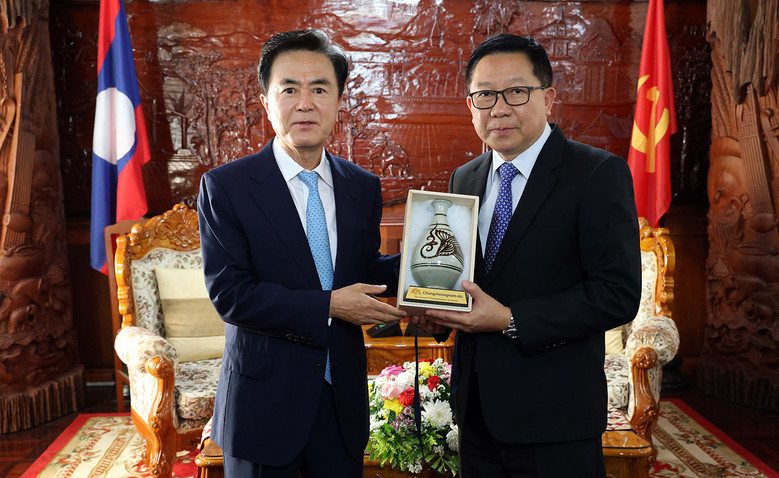 ‘충남 스마트 농축산’ 라오스에 전한...