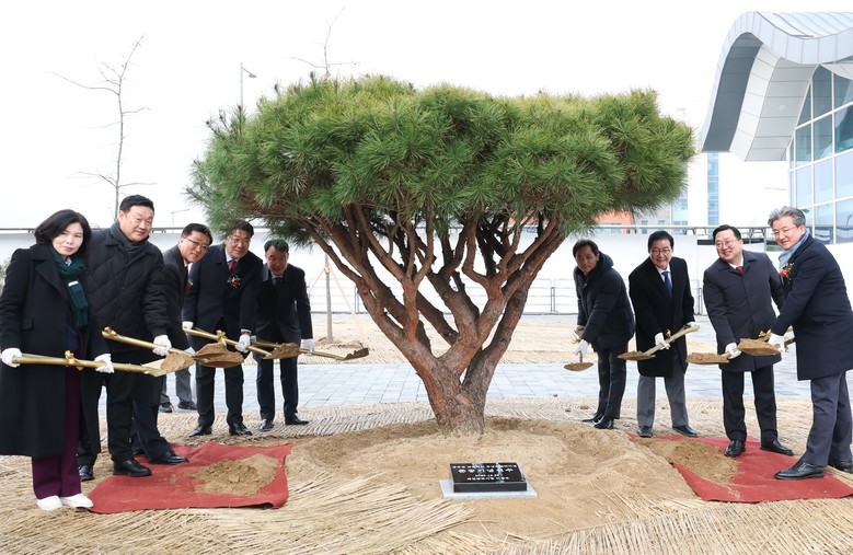 서북부의 새로운 관문 유성복합터미널 ...