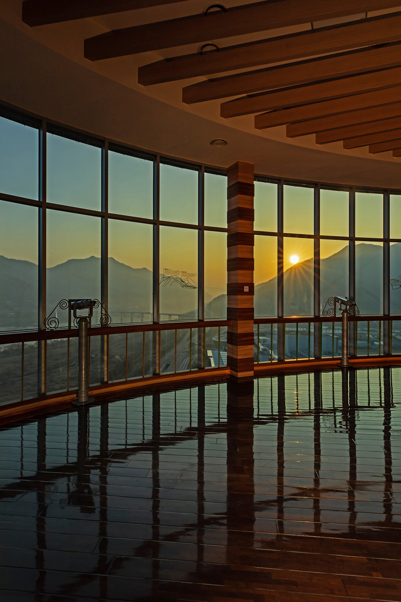 새해 첫 일출은 하남 유니온타워 전망...