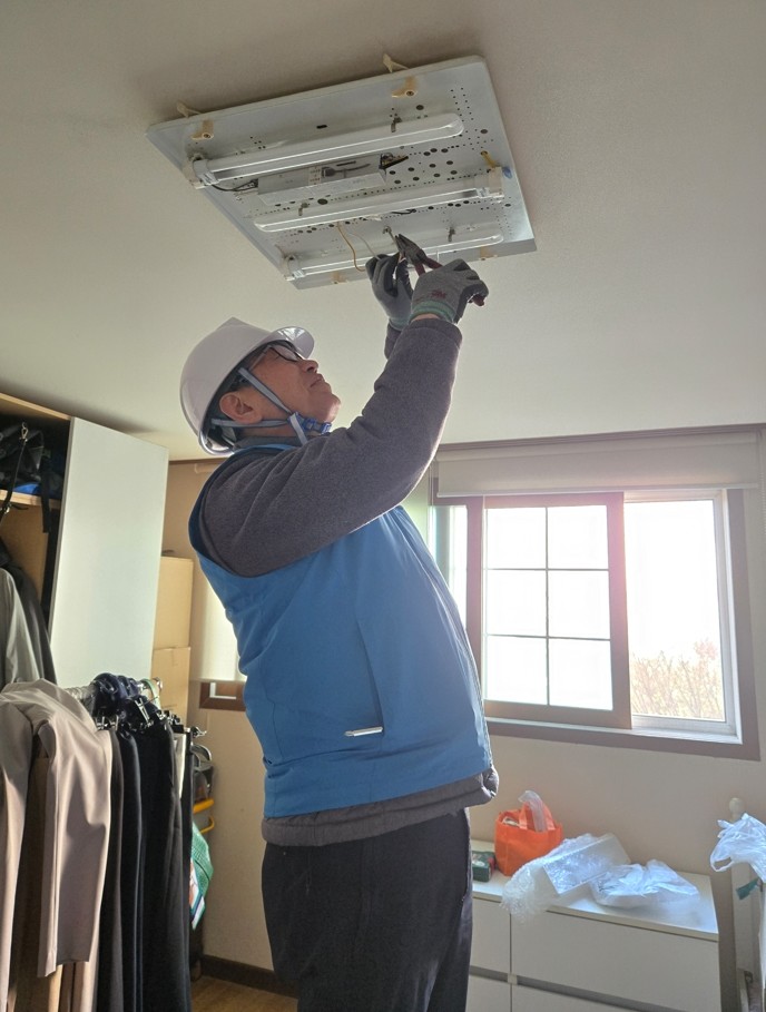 송파구, 취약계층에 LED 조명 교체...