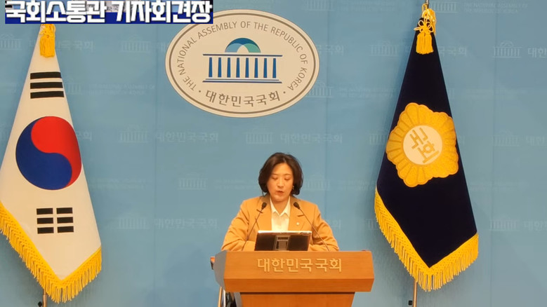 최보윤 수석대변인(국민의힘) ▲李 ...