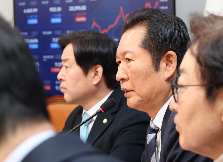 민주당 정청래 대표, "공천헌금 의혹...