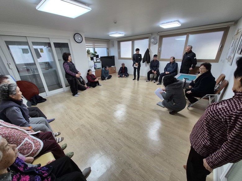 대월면, 병오년 새해맞이 경로당 방문...