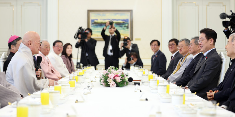 이재명 대통령, "7대 종단 사이비·...