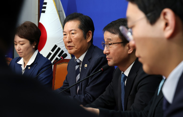 민주당 이언주.강득구.황명선 내부총질...