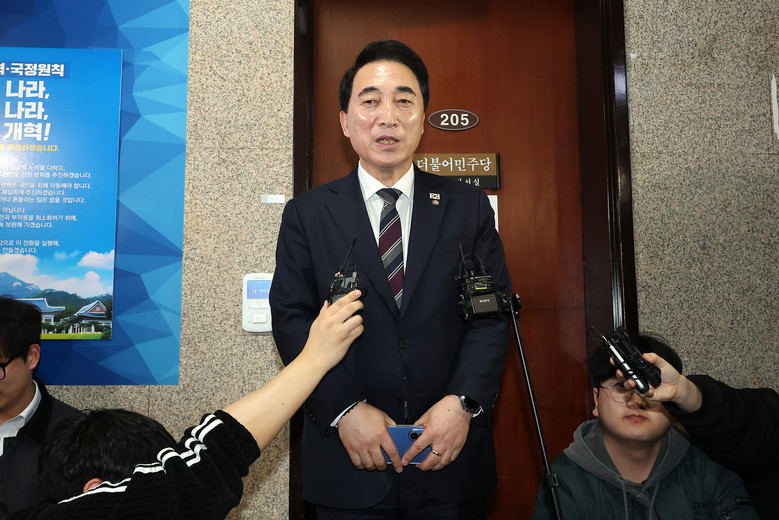 민주당 박수현 의원, 수석대변인직 사...