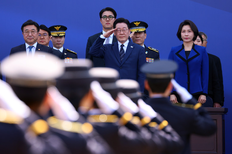 이재명 대통령, 신임경찰 합동 임용식 참석