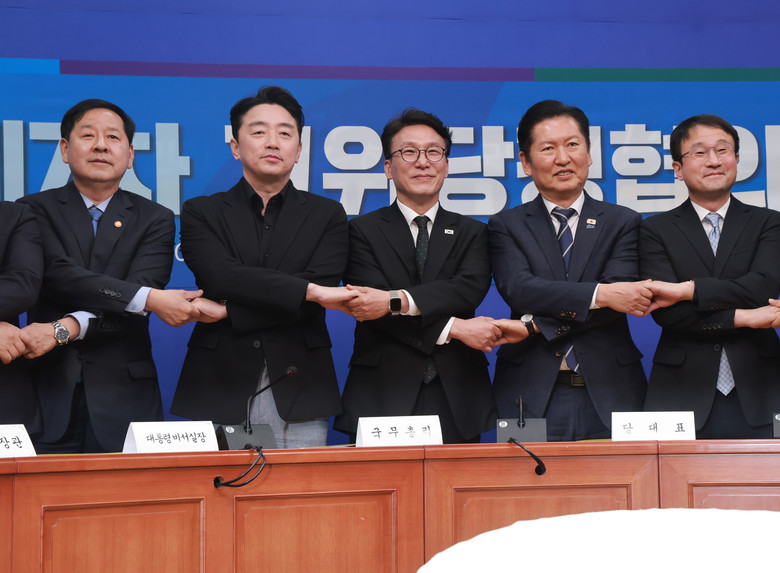 김민석 국무총리 "추경, 타이밍이 생...